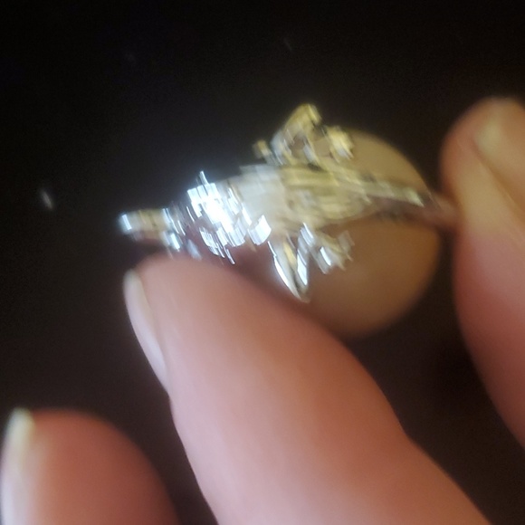 New Pink Quartz Round Ball Stainless Steel Lizard Pendant. - Picture 6 of 10